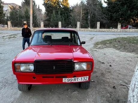 LADA (VAZ) 2107 2000