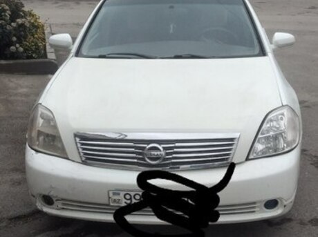 Nissan Teana 2004