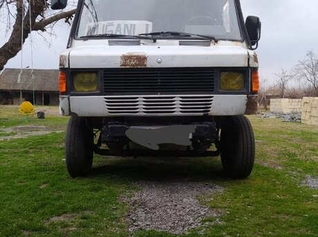 Mercedes 208 D 1993