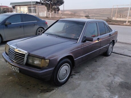 Mercedes 190 1992