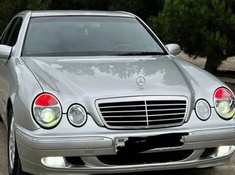 Mercedes E 220 1999