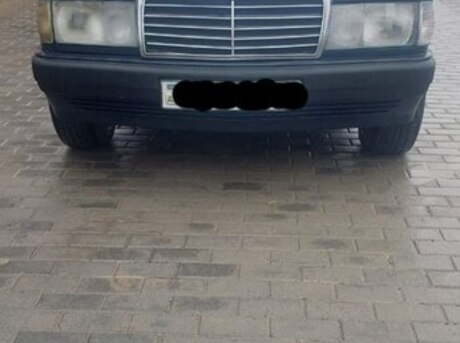 Mercedes 190 1990