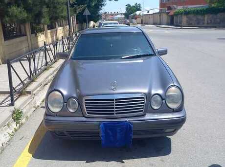 Mercedes E 200 1998