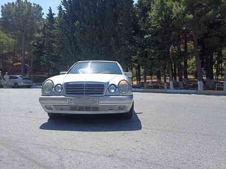 Mercedes E 220 1998