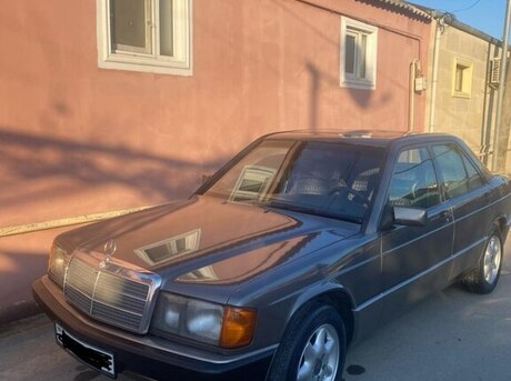 Mercedes 190 1992