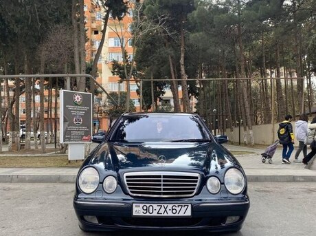 Mercedes E 270 2001