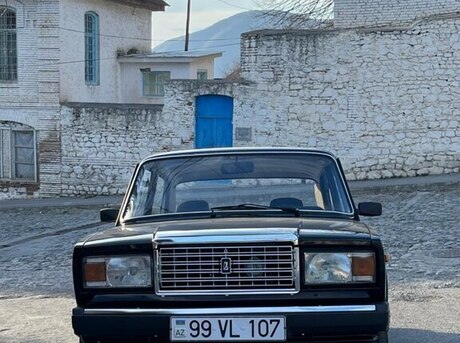 LADA (VAZ) 2107 2010