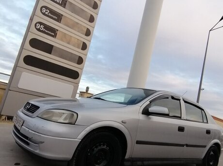 Opel Astra 1998