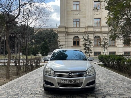 Opel Astra 2008