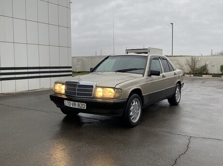 Mercedes 190 1990