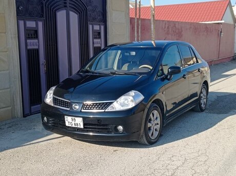Nissan Tiida 2007
