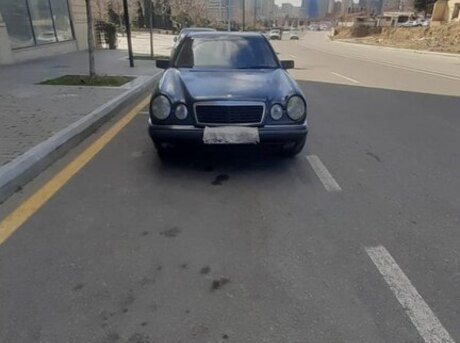 Mercedes E 220 1998