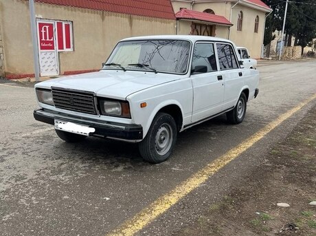 LADA (VAZ) 2107 2001