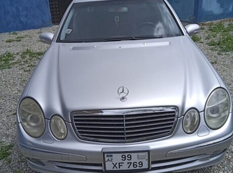 Mercedes E 240 2002