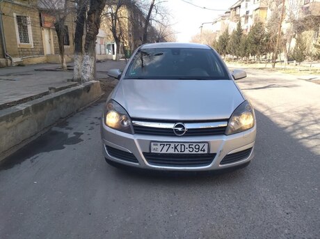 Opel Astra 2004