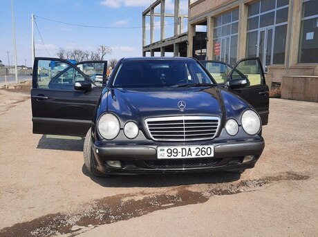 Mercedes E 240 2000