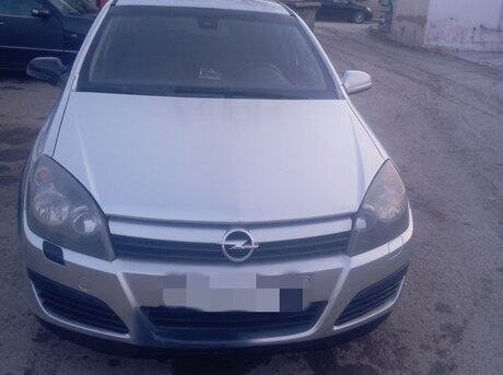 Opel Antara 2005