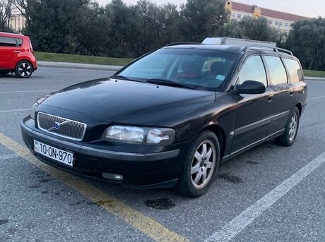 Volvo  2002