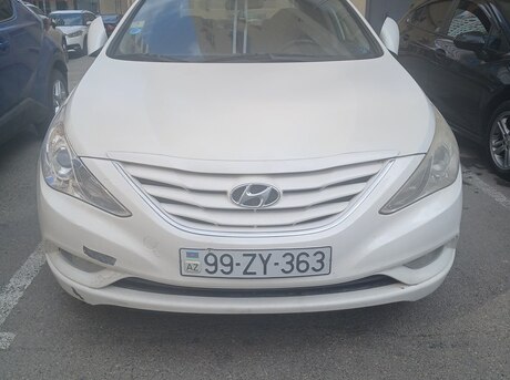 Hyundai Sonata 2010