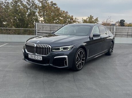 BMW 740 2019