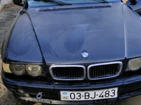 BMW 735 1998