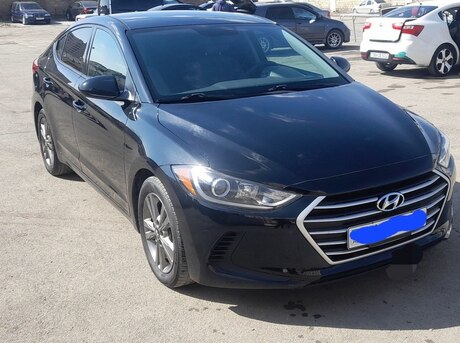 Hyundai Elantra 2016