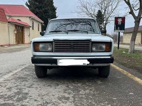 LADA (VAZ) 2107 2001