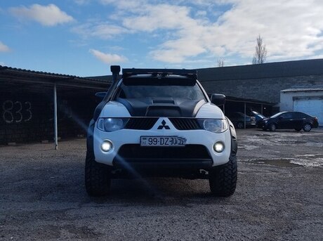 Mitsubishi L200 2008