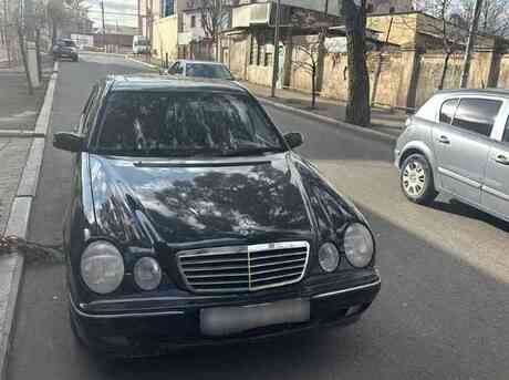 Mercedes E 220 1998