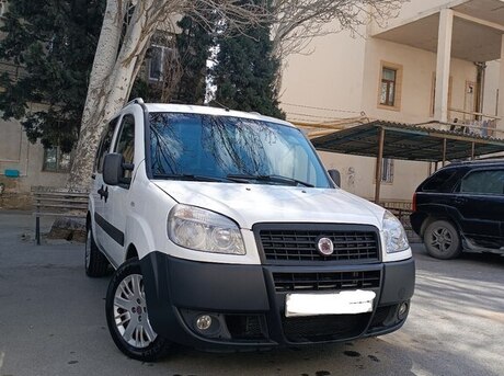 Fiat Doblo 2010