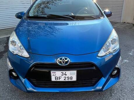 Toyota Prius C 2015