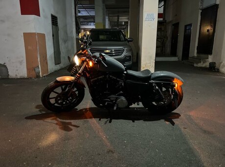 Harley-Davidson Sportster Custom 1200