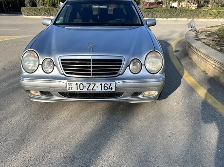 Mercedes E 240 2000