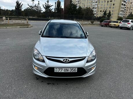 Hyundai i30 2011