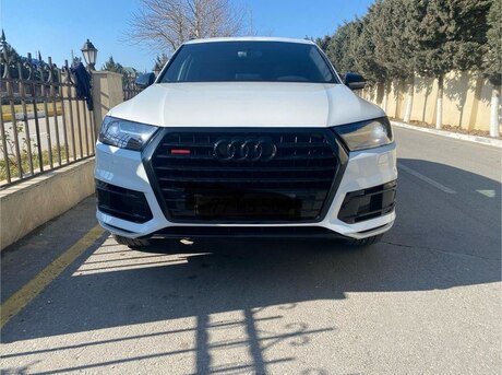 Audi Q7 2018