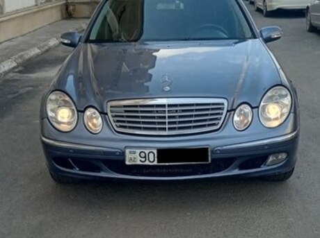Mercedes E 220 2003