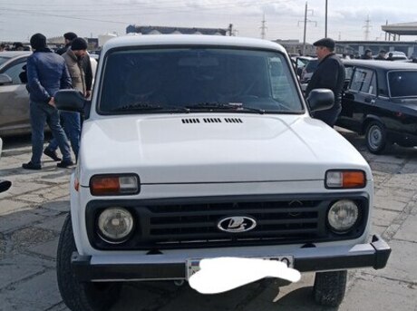 LADA (VAZ) Niva 2013