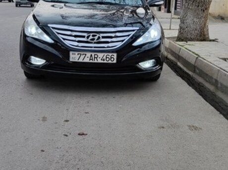 Hyundai Sonata 2011
