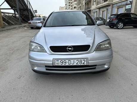 Opel Astra 2001
