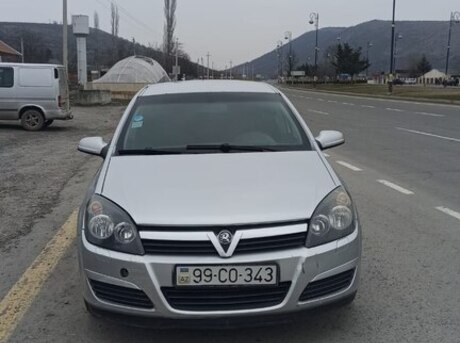 Opel Astra 2004