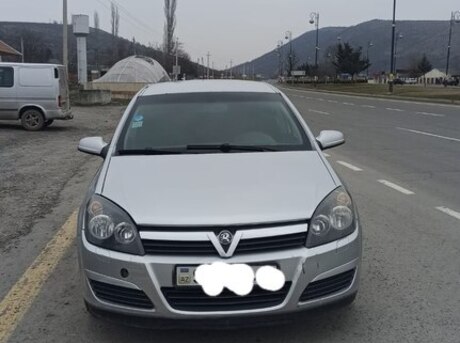 Opel Astra 2004