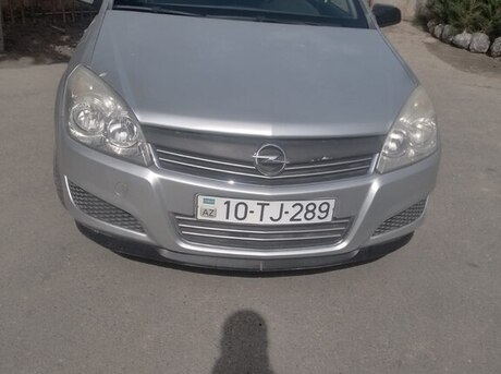 Opel Astra 2009