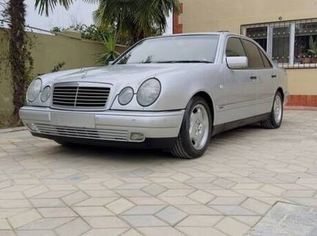 Mercedes E 240 1998