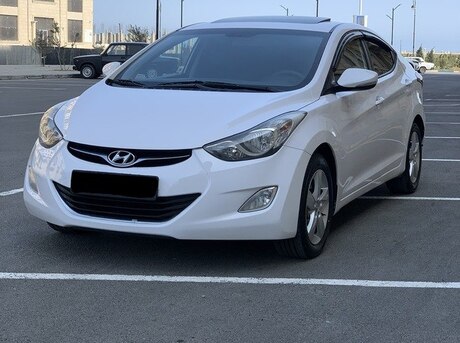 Hyundai Elantra 2013
