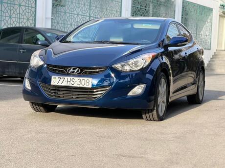 Hyundai Elantra 2013