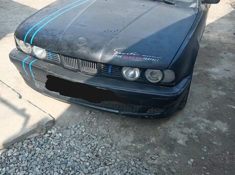 BMW 520 1989