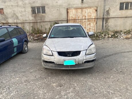 Kia Rio 2005