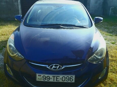 Hyundai Elantra 2013