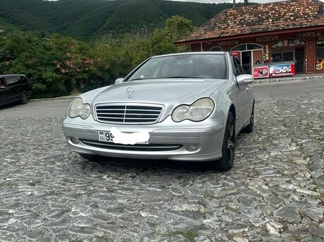 Mercedes C 180 2003