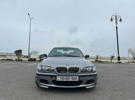 BMW 320 2004
